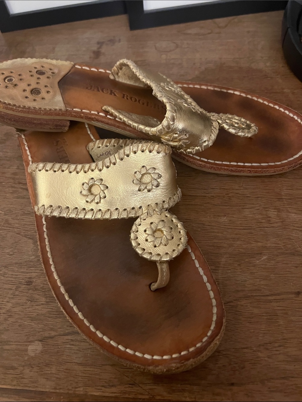 Jack Rogers Gold Braided Leather Thong Sandals women’s size 10